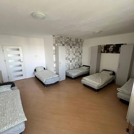 Hostel „U Sashka” Warsawa Bagian luar foto