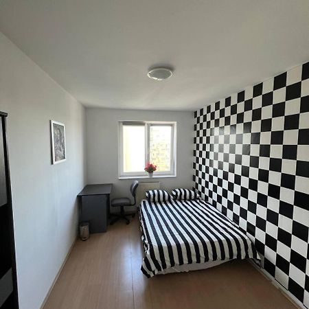 Hostel „U Sashka” Warsawa Bagian luar foto